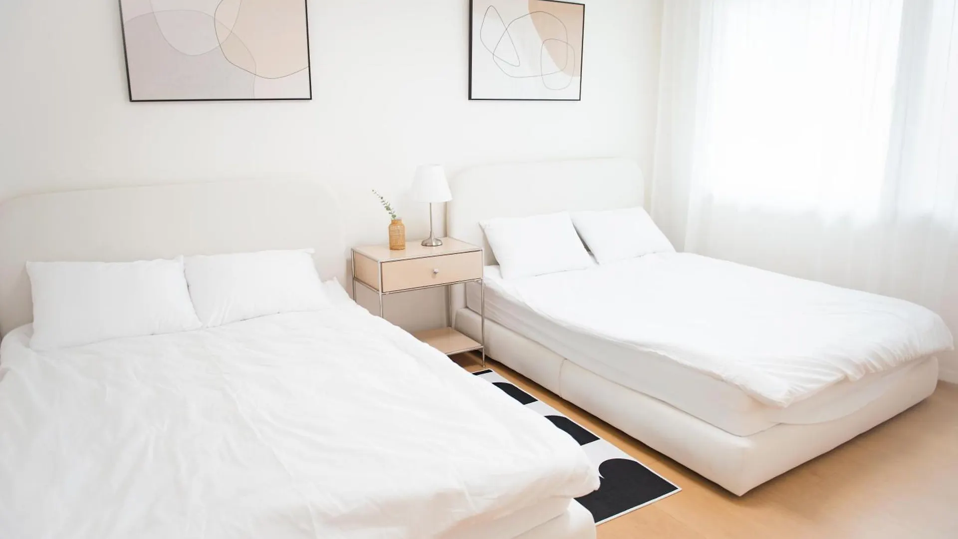 New Open Sale Haebangchon Stay Itaewon Myeongdong Hongdae Insadong Gyeongbokgung Palace Seoul