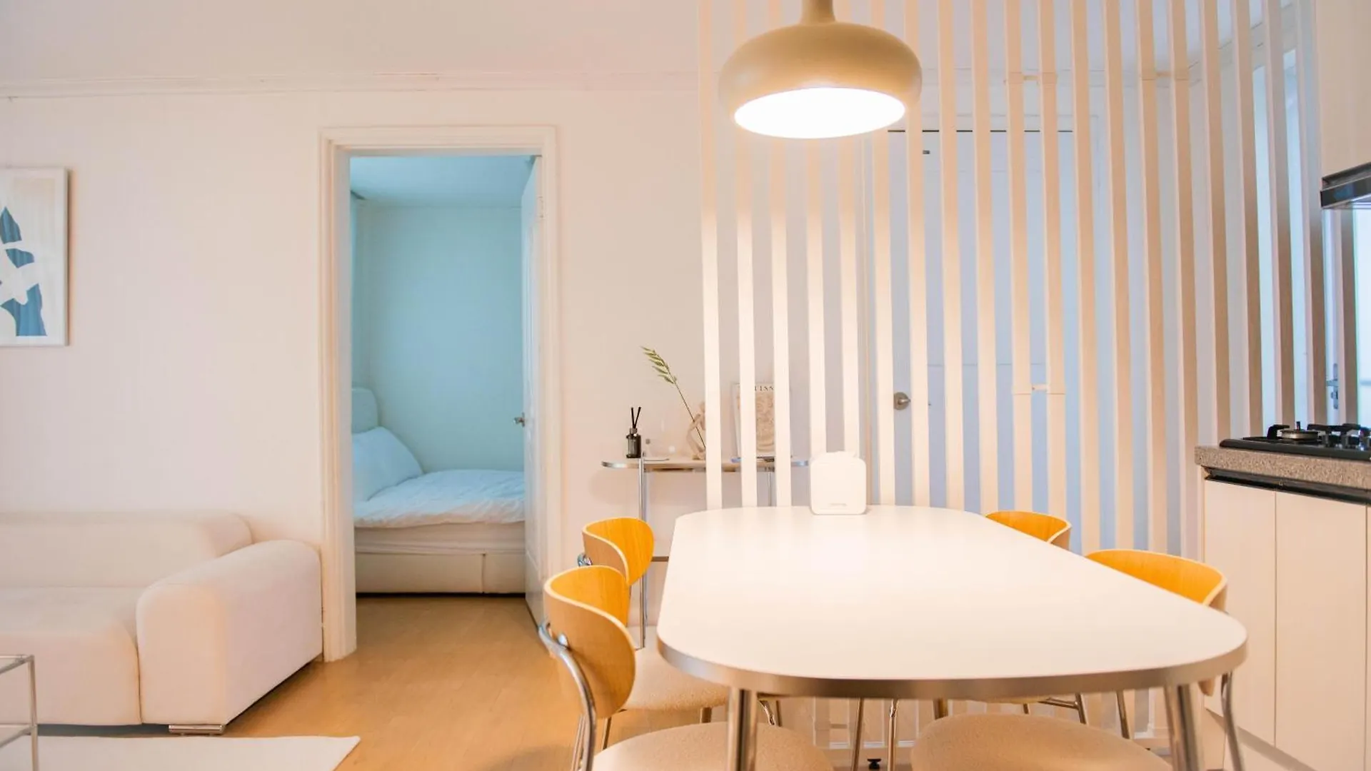 New Open Sale Haebangchon Stay Itaewon Myeongdong Hongdae Insadong Gyeongbokgung Palace Seul Villa